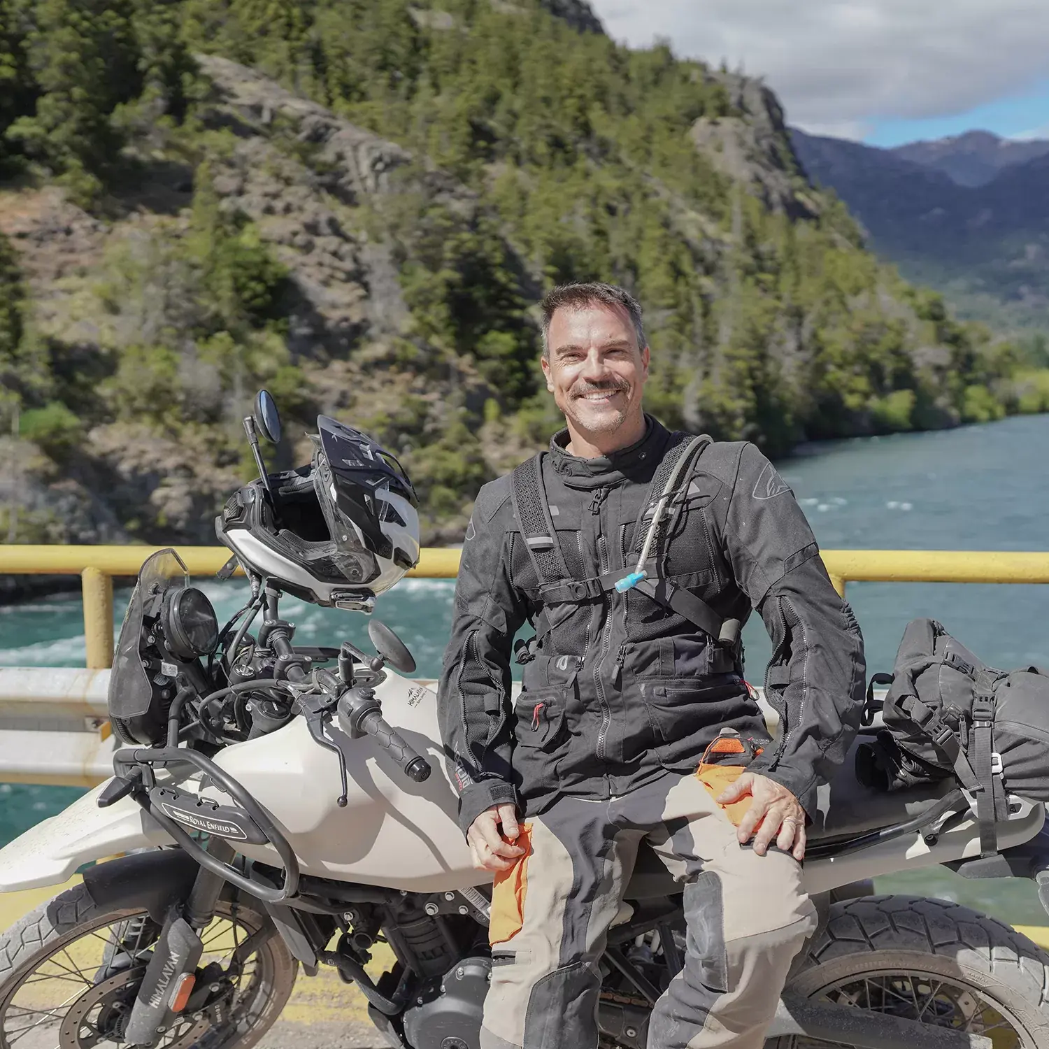 roadbook-adventure-patagonia-andes-about-us-franco-lenti